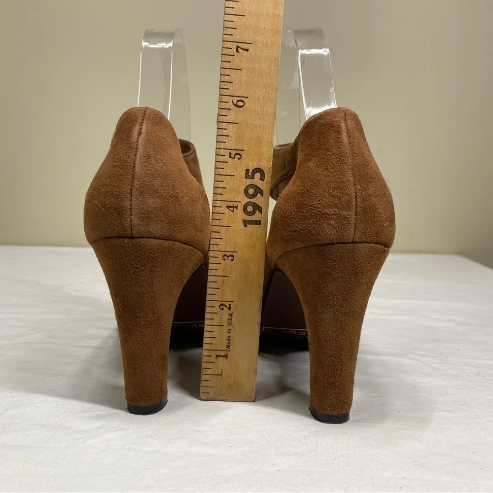 Bellini Brown Suede Cut-Out Shootie 8
